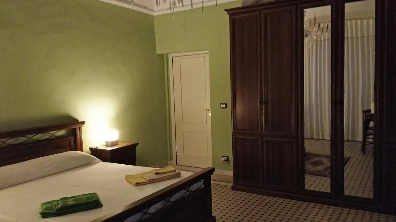 Apartament Adriano'S House Catania Cathedral First Floor 0*,